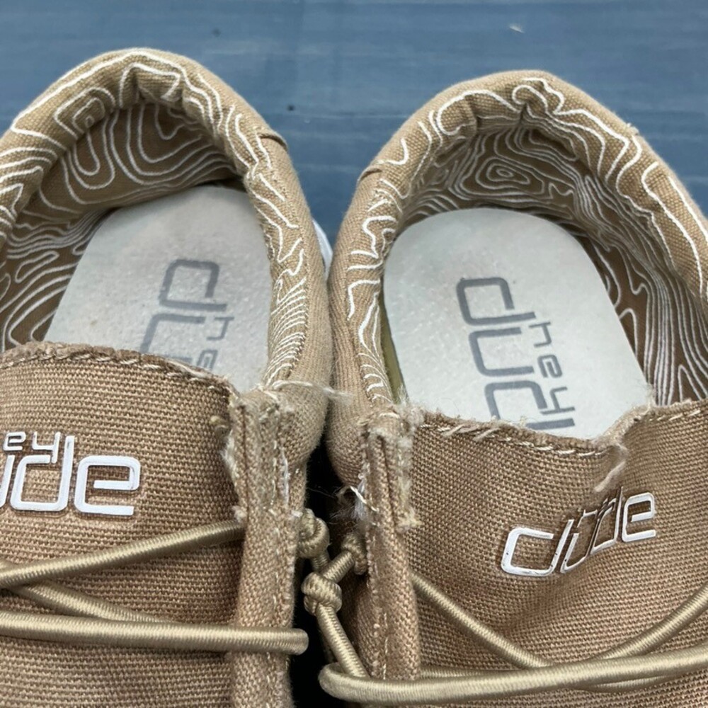 Hey Dude Youth Size US Y2-L3 EU34 Tan Canvas Slip-On Casual Shoe Lightweight Co